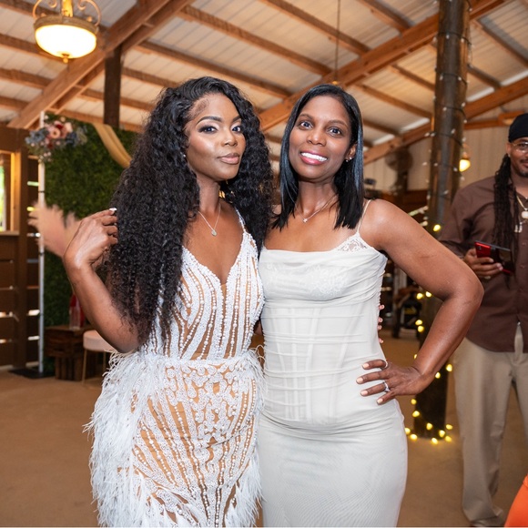 Portia and scarlett white feather dress. - Picture 9 of 9